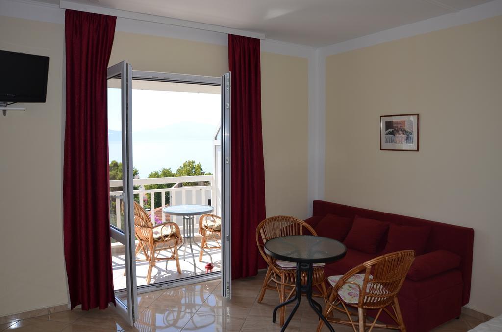 Apartments Loncar Gradac  Pokoj fotografie
